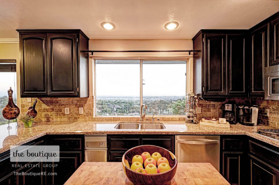 1075 Milmac Drive , La Habra Heights CA: 