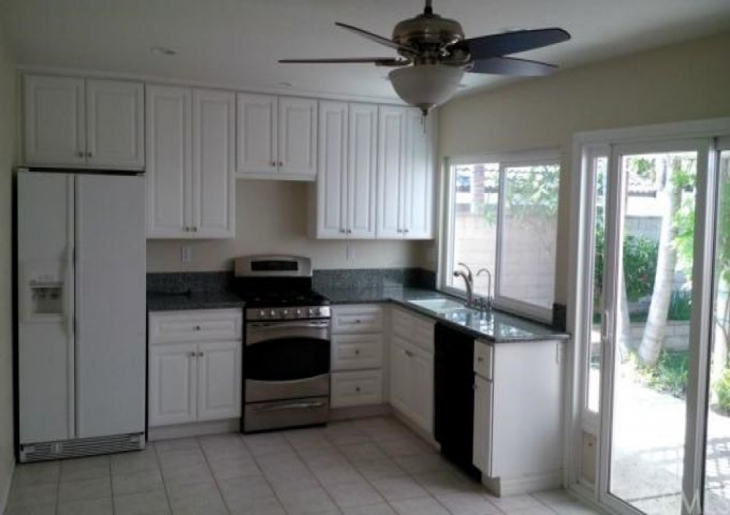 25031 Southport Street , Laguna Hills CA: 