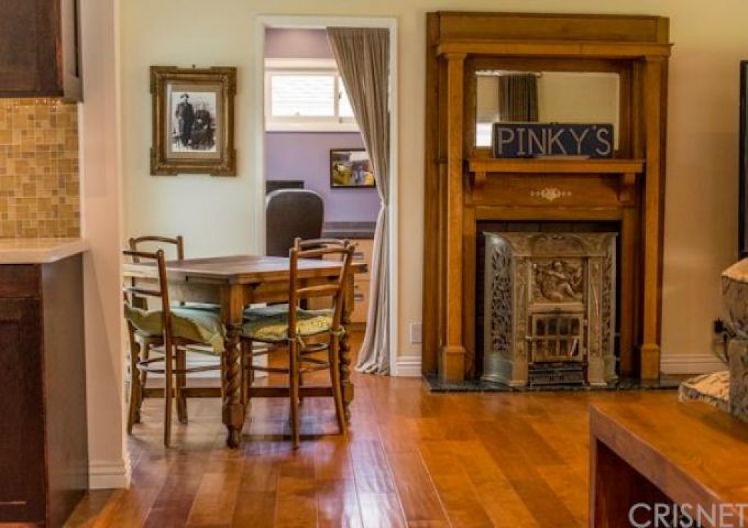 8401 Moorcroft Avenue , West Hills CA: 