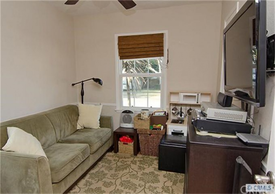 314 East 44TH Way , Long Beach CA: 