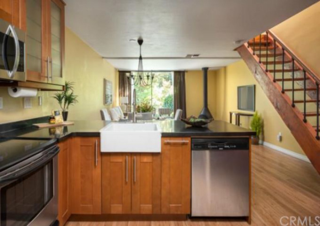 145 Pineview , Irvine CA: 