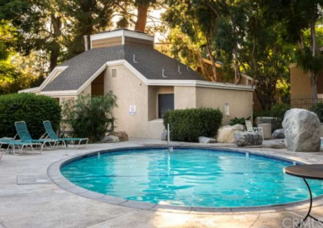 145 Pineview , Irvine CA: 