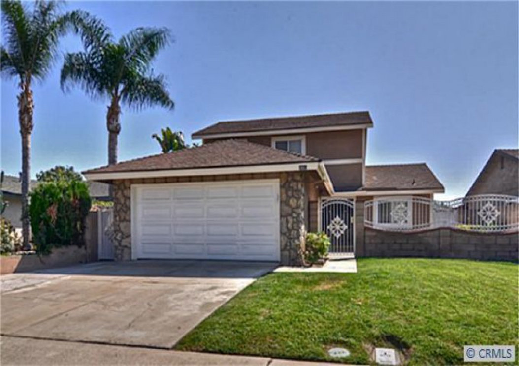 3883 Yosemite Ct, Chino CA: 