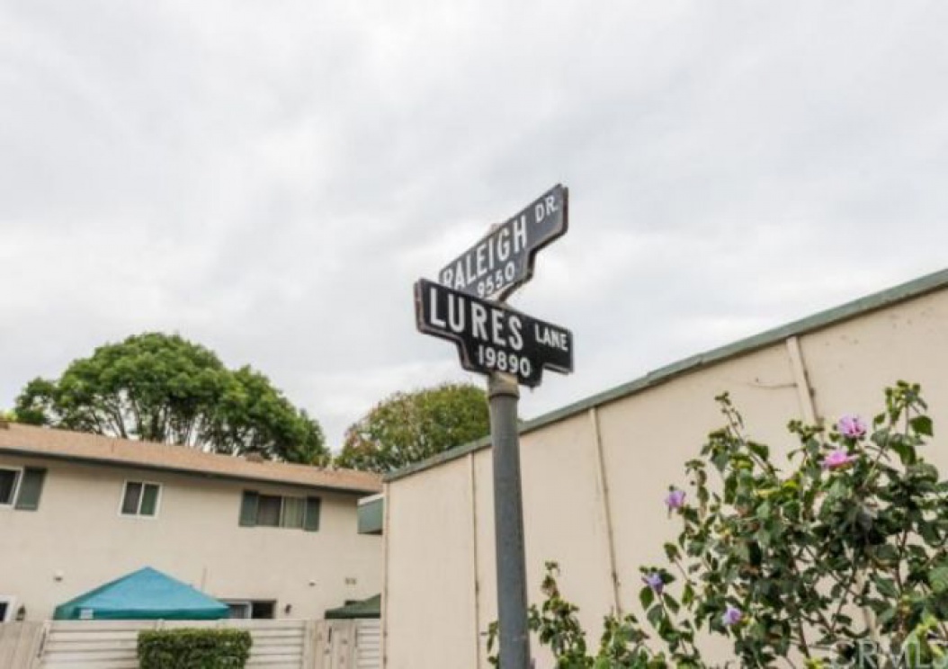 19897 Lures Lane , Huntington Beach CA: