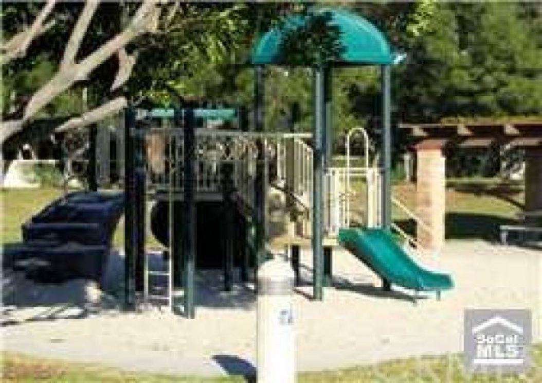 19 Greenmoor , Irvine CA: