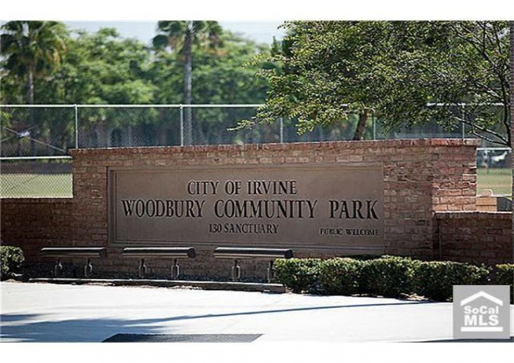 60 Chantilly , Irvine CA: 