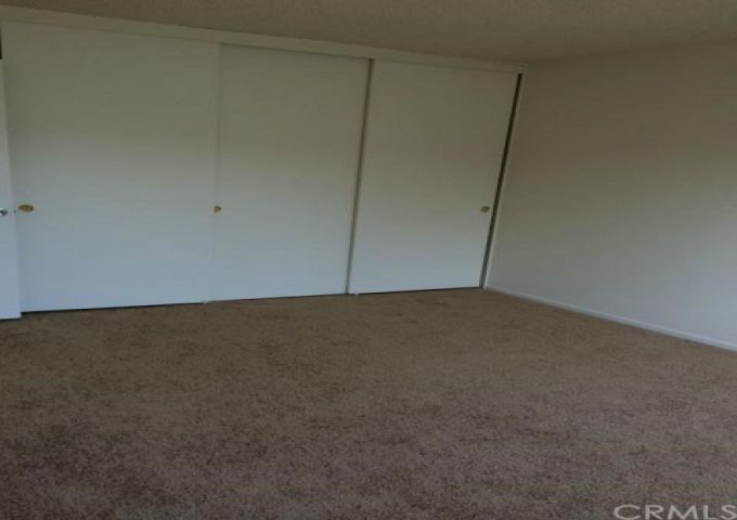 1618 Iowa Street , Costa Mesa CA: 