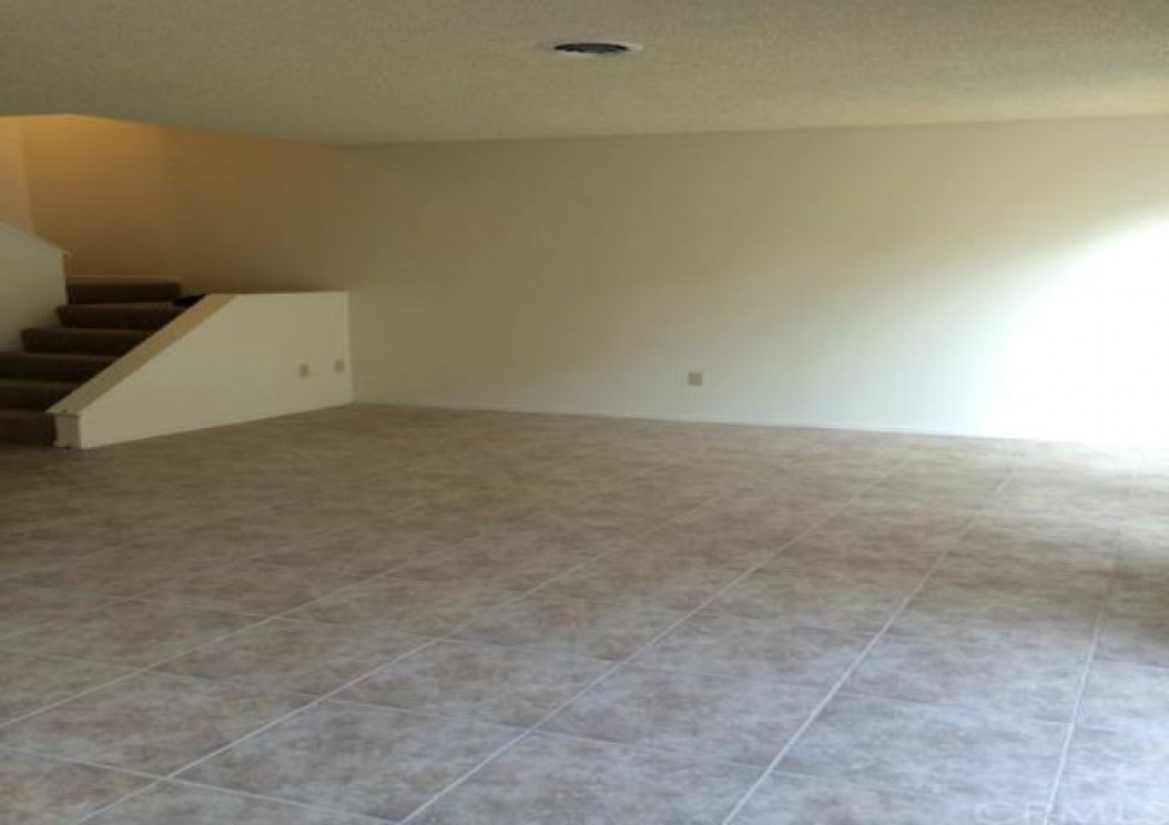 1618 Iowa Street , Costa Mesa CA: 