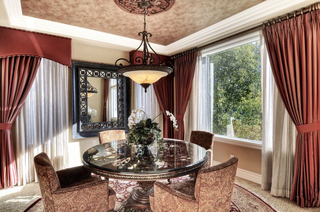 809 Spirit , Costa Mesa CA: 