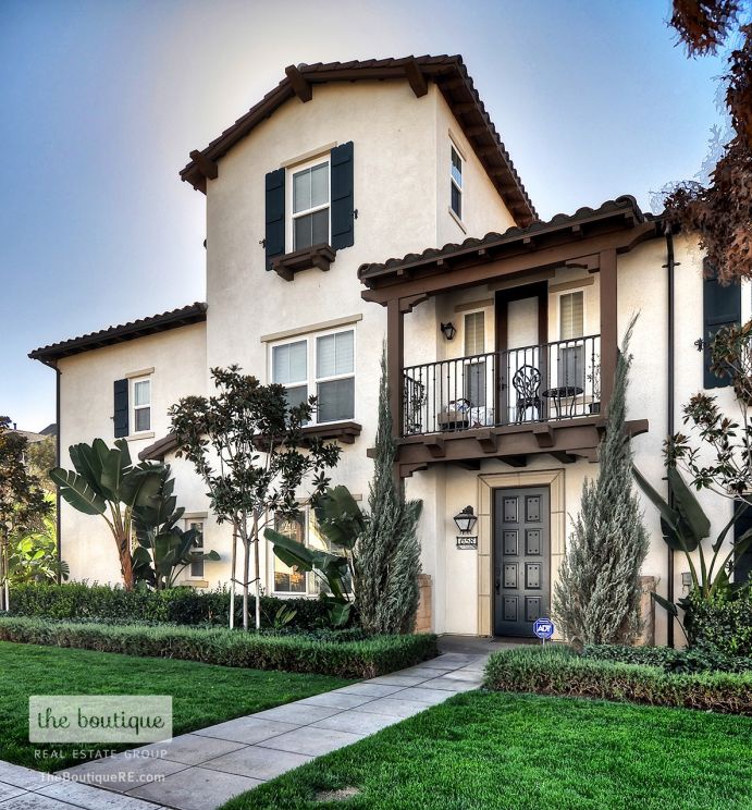 658 East Valencia Street , Anaheim CA: 