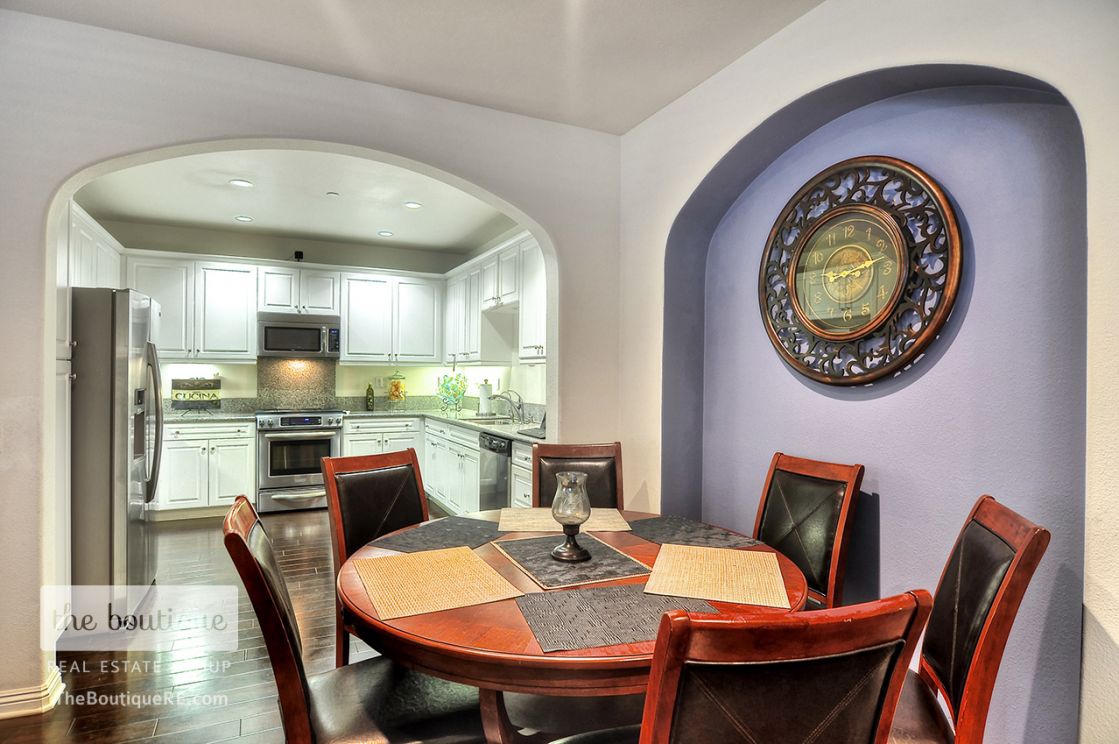 658 East Valencia Street , Anaheim CA: 