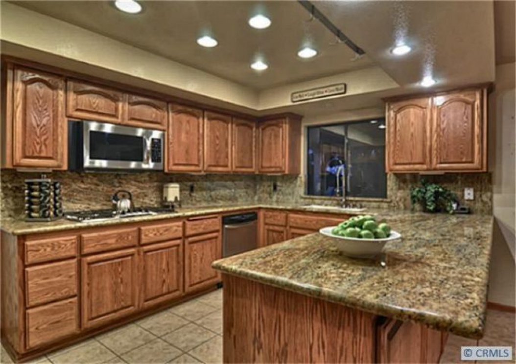 2392 Vista Rd, La Habra Height CA: 