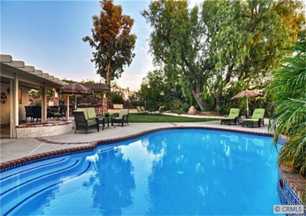 2392 Vista Rd, La Habra Height CA: 