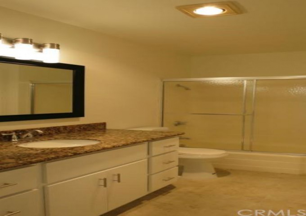 145 Orange Blossom , Irvine CA: 