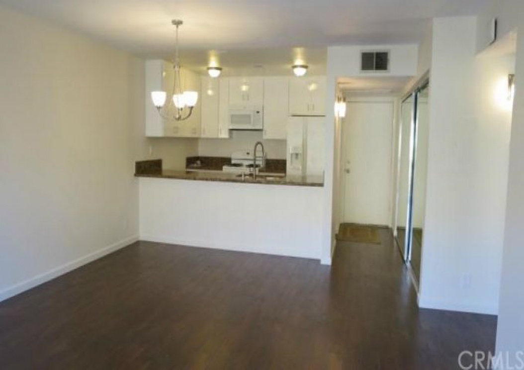 145 Orange Blossom , Irvine CA: 