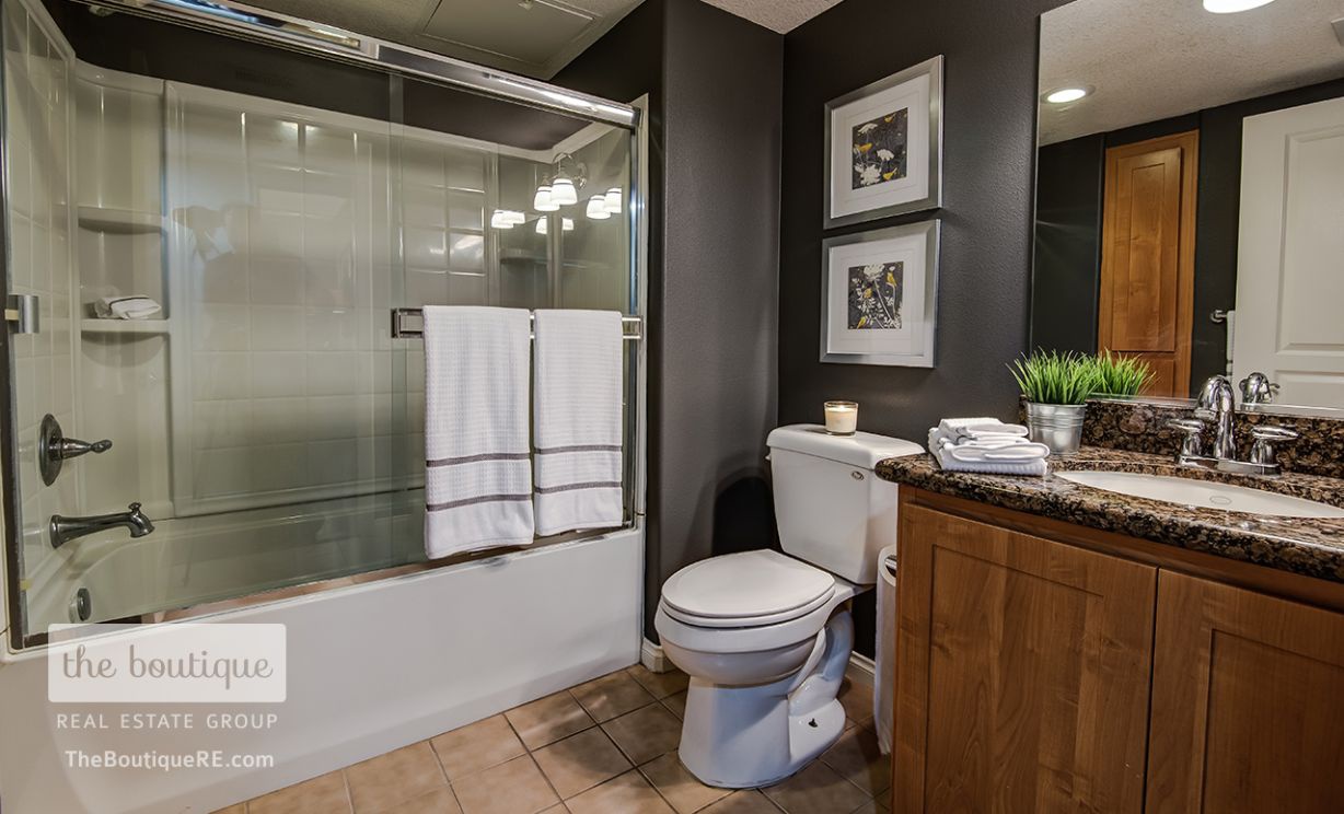 12688 Chapman Avenue , Garden Grove CA: 