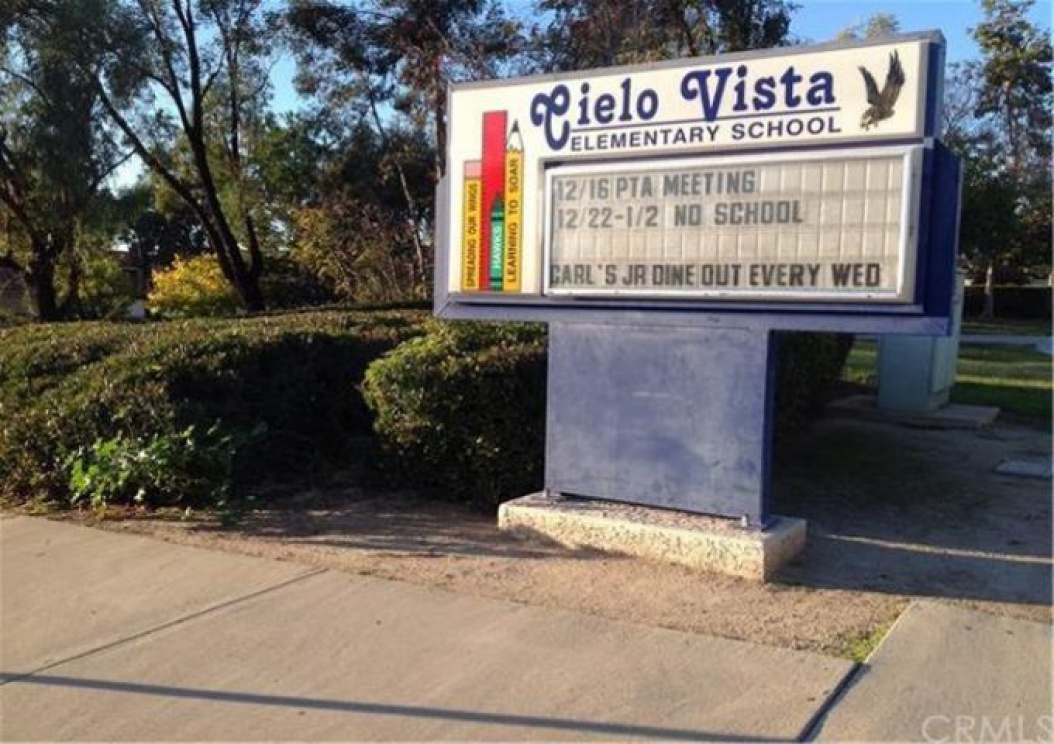 16 Mohave Way , Rancho Santa Margarita CA: 