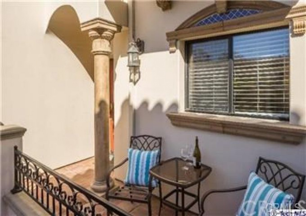 856 South Marengo Avenue , Pasadena CA: 