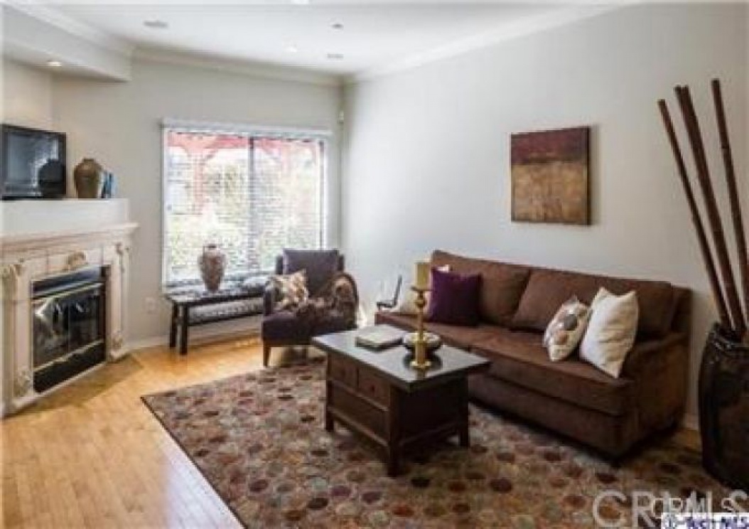 856 South Marengo Avenue , Pasadena CA: 