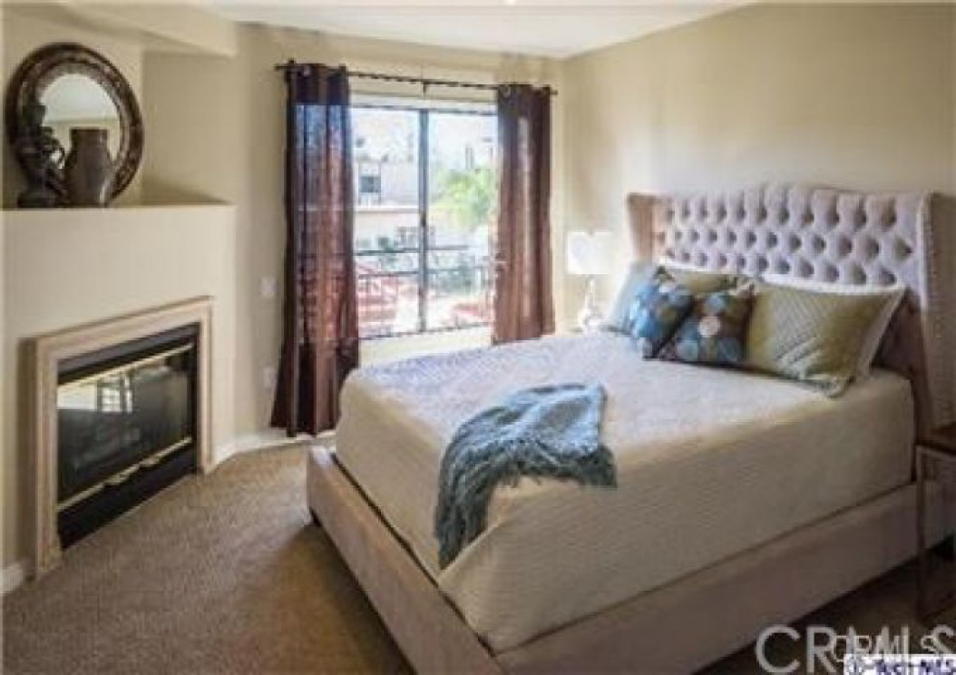 856 South Marengo Avenue , Pasadena CA: 