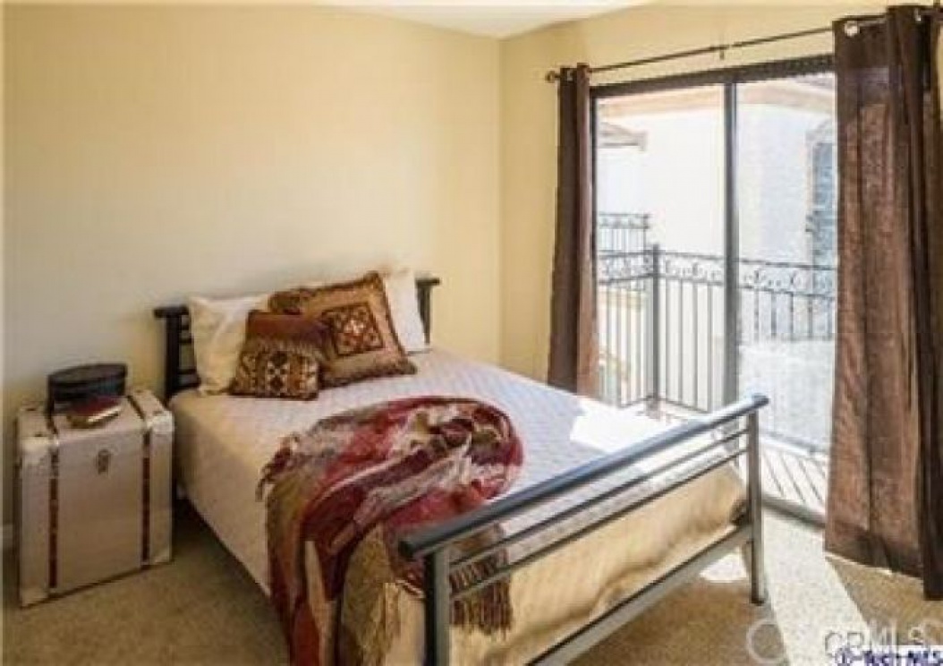 856 South Marengo Avenue , Pasadena CA: 