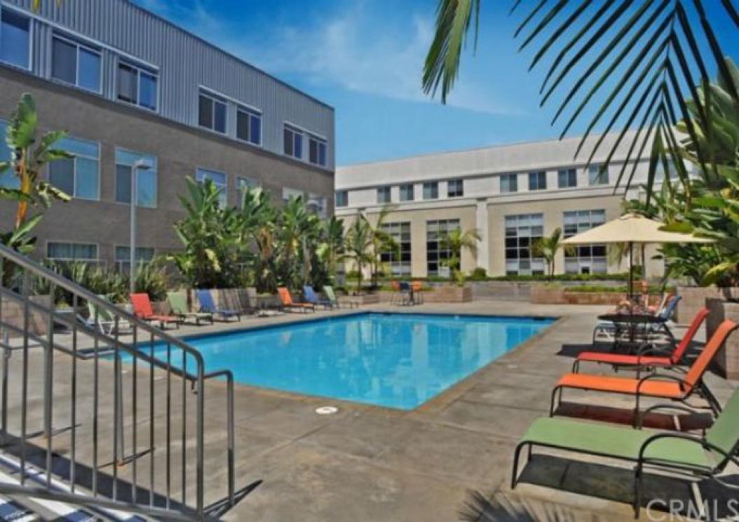 435 West Center Promenade Street , Anaheim CA: 