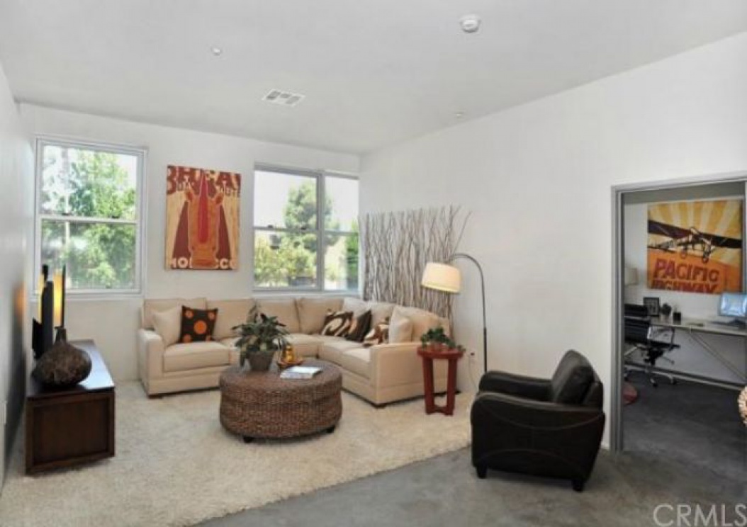 435 West Center Promenade Street , Anaheim CA: 