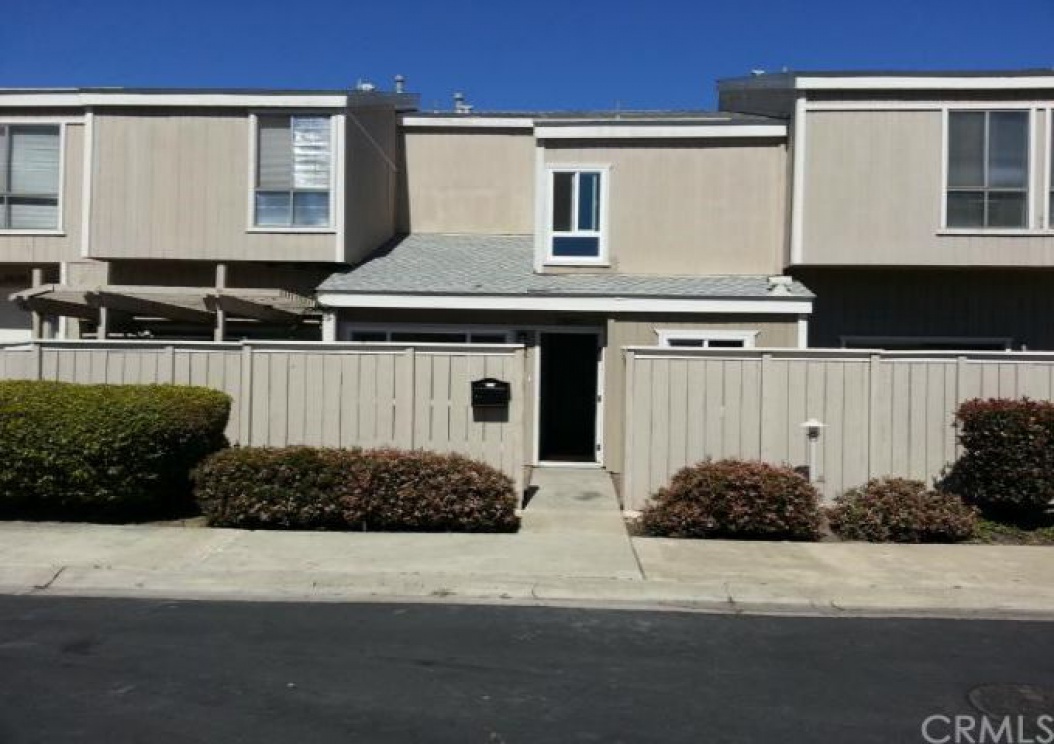 2810 West Segerstrom Avenue , Santa Ana CA: