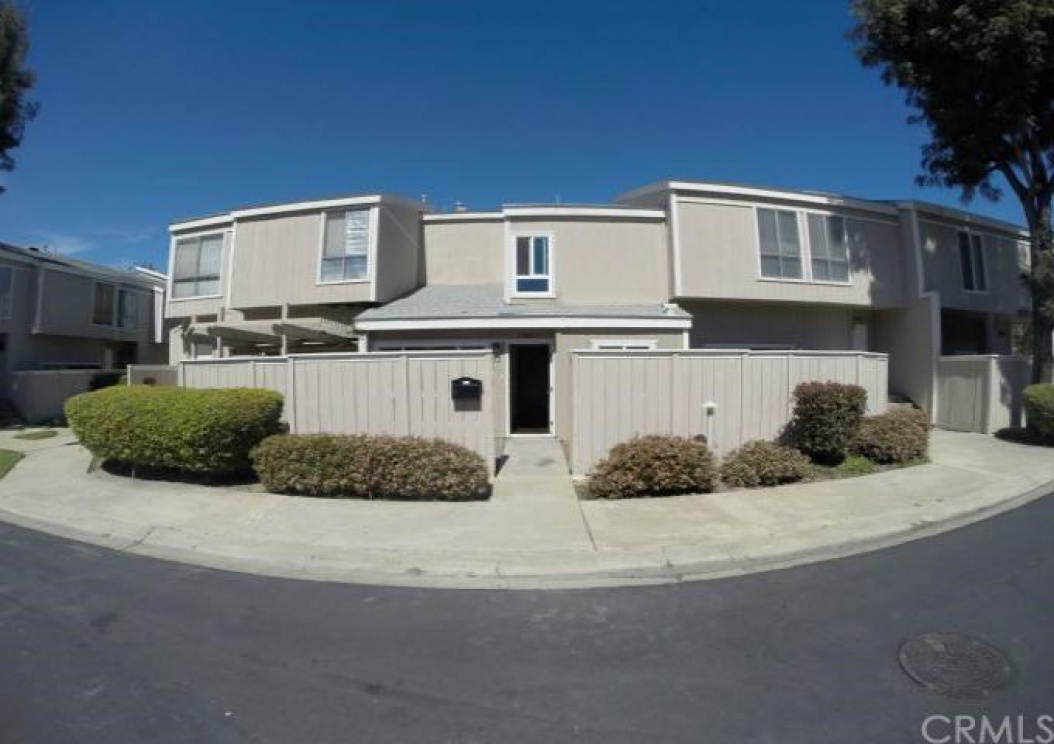 2810 West Segerstrom Avenue , Santa Ana CA: