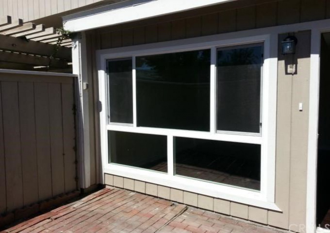 2810 West Segerstrom Avenue , Santa Ana CA: