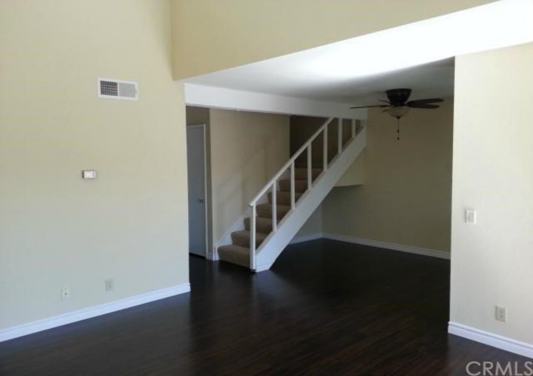 2810 West Segerstrom Avenue , Santa Ana CA: