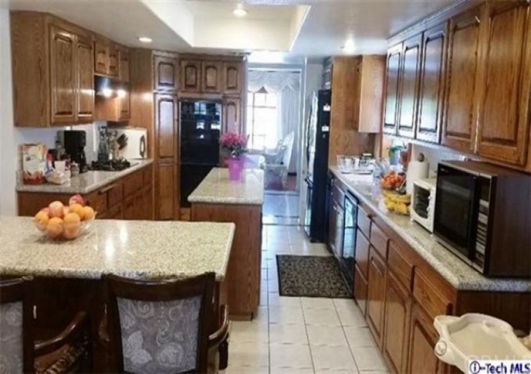 1185 Hastings Ranch Drive , Pasadena CA: 