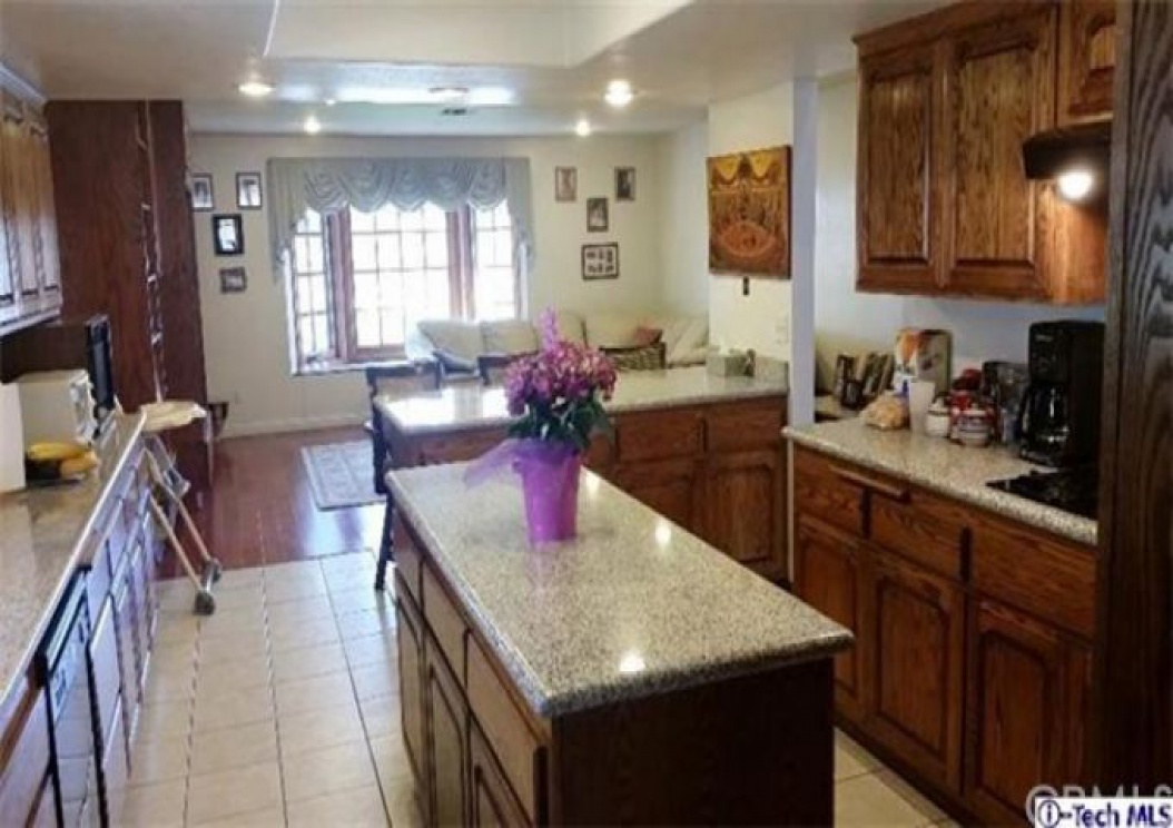 1185 Hastings Ranch Drive , Pasadena CA: 