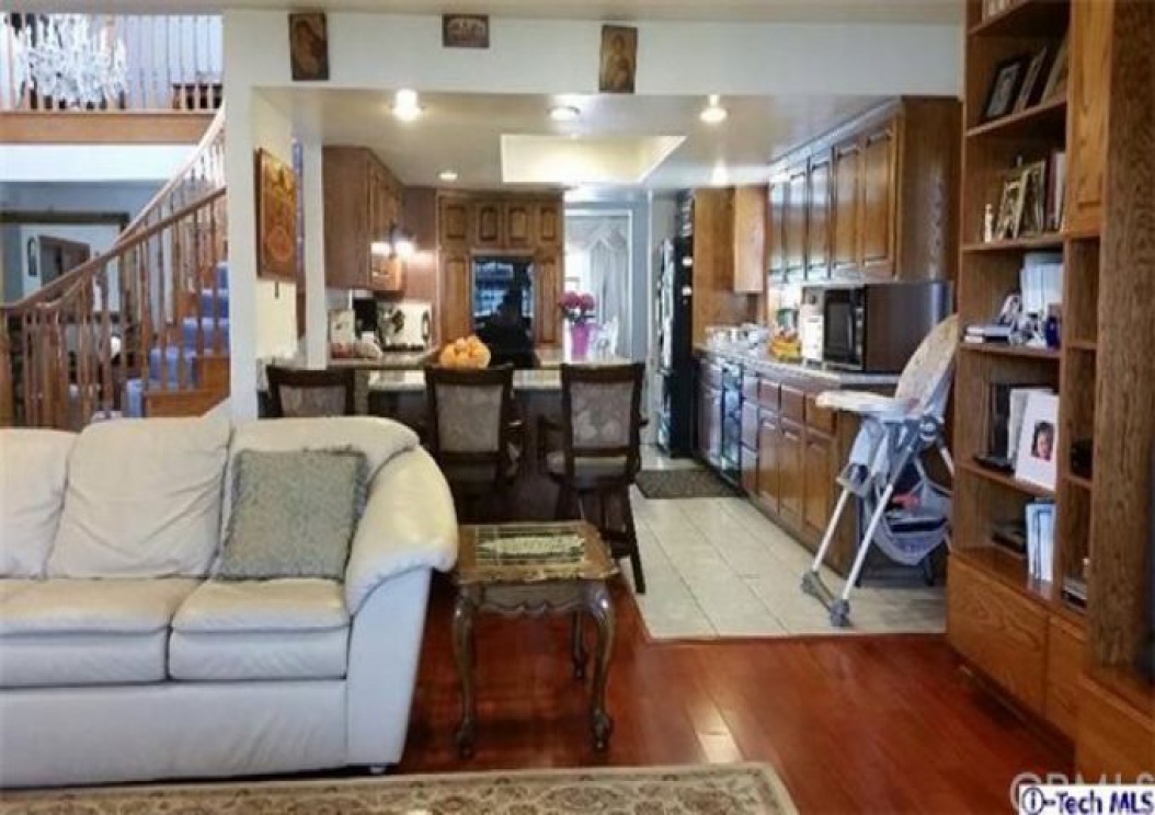 1185 Hastings Ranch Drive , Pasadena CA: 