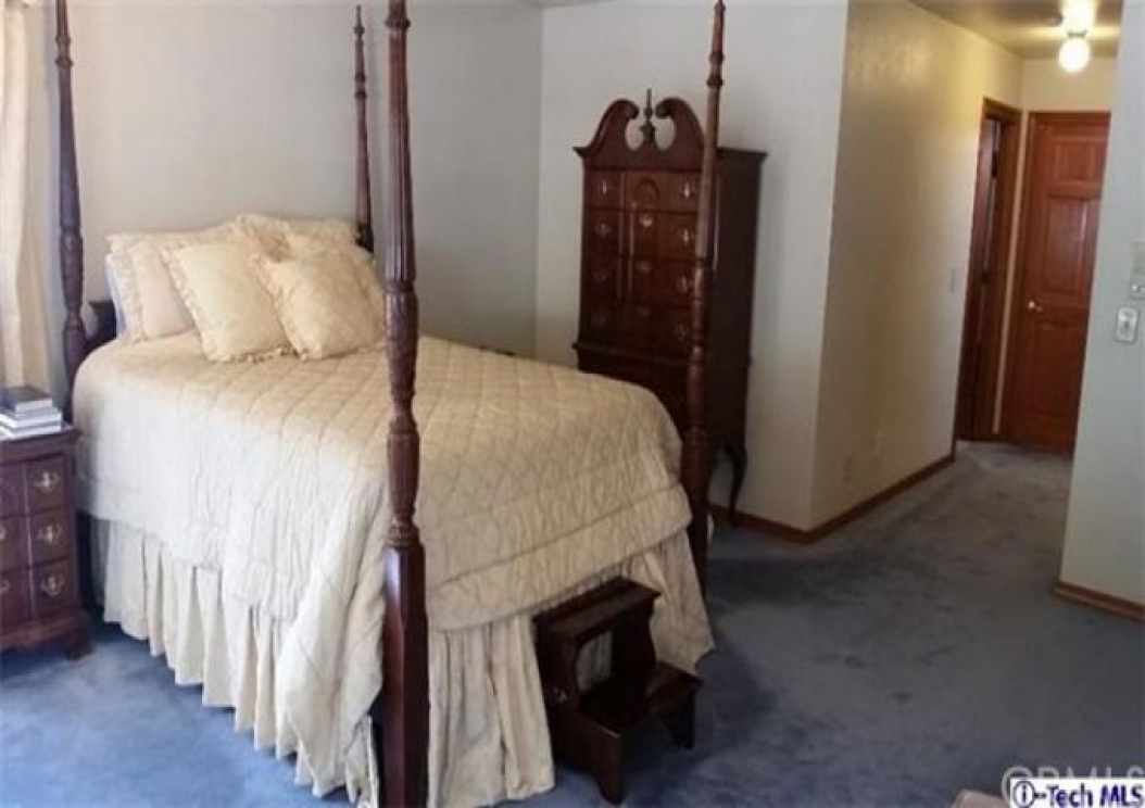 1185 Hastings Ranch Drive , Pasadena CA: 