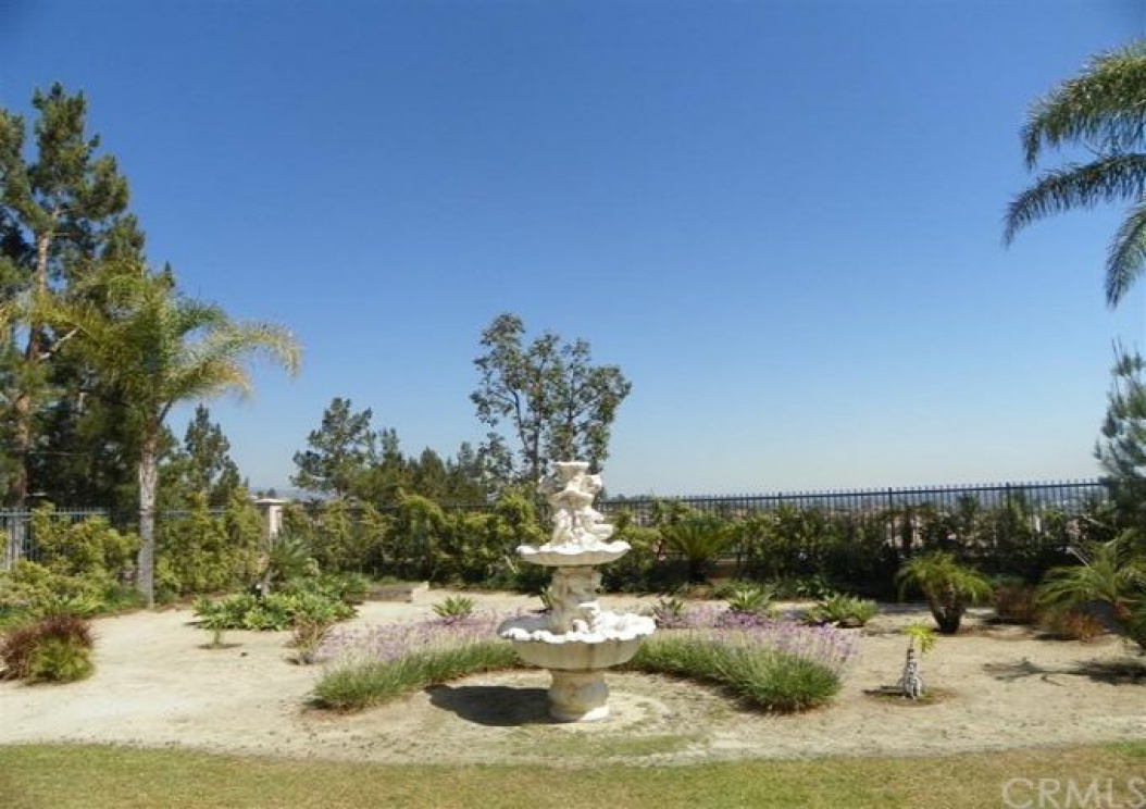 24 Altavista , Lake Forest CA: 