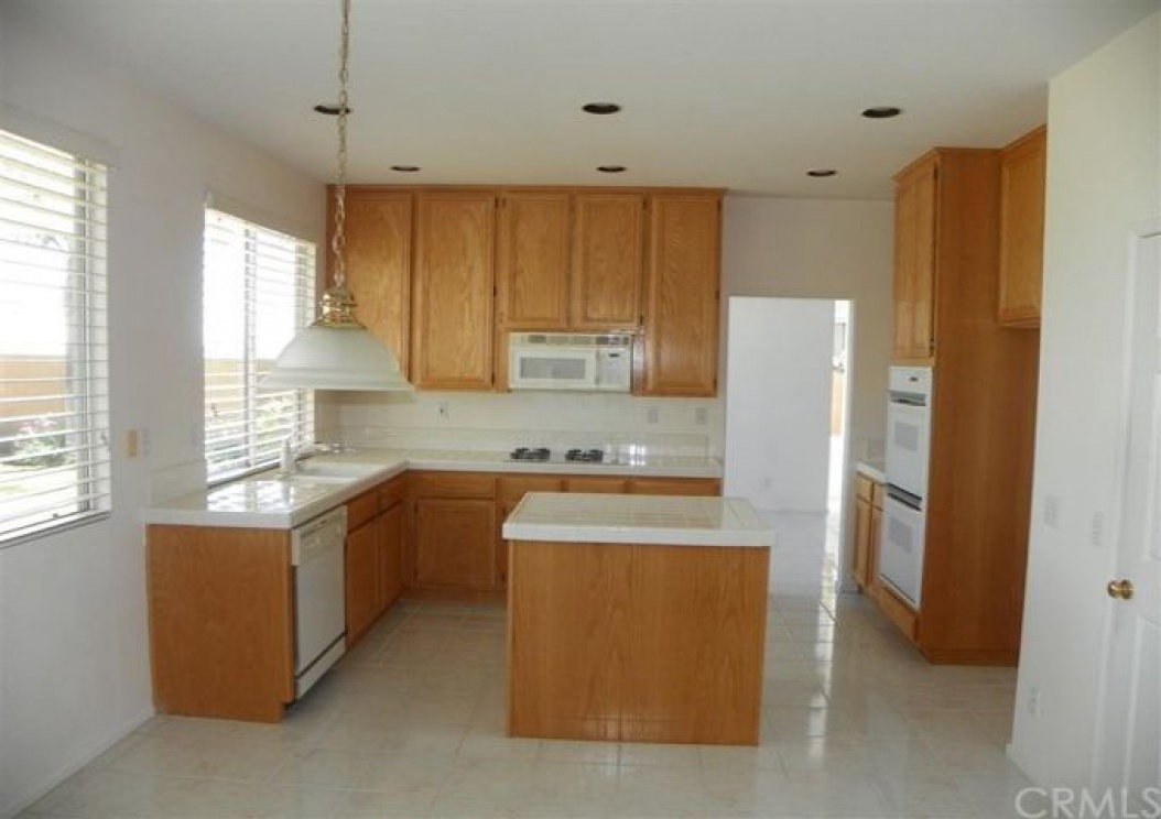 24 Altavista , Lake Forest CA: 