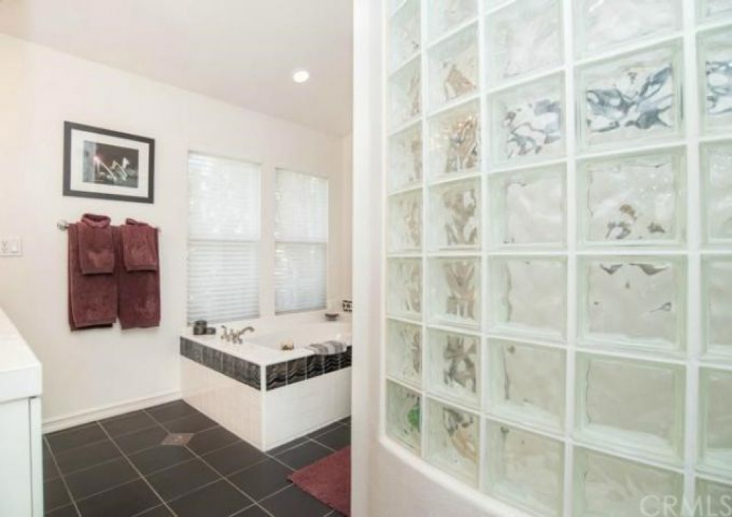 5 Bayleaf Lane , Irvine CA: 