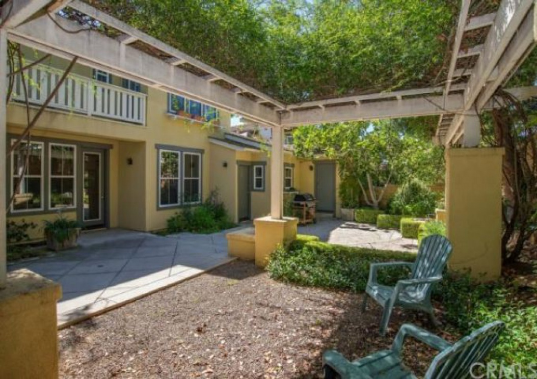 5 Bayleaf Lane , Irvine CA: 