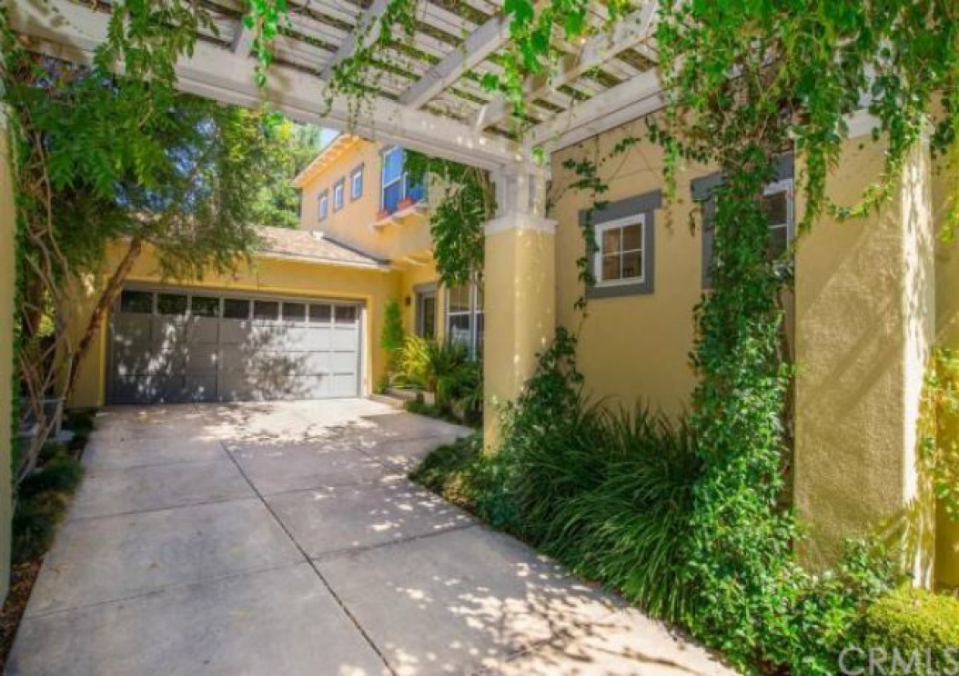 5 Bayleaf Lane , Irvine CA: 