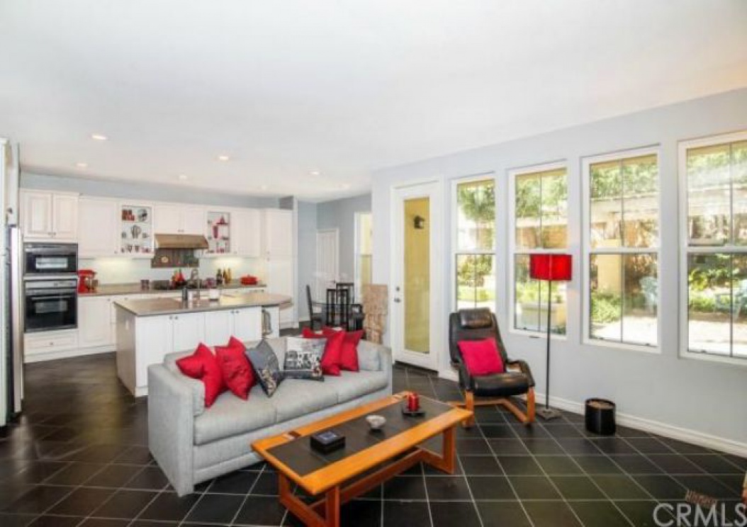 5 Bayleaf Lane , Irvine CA: 