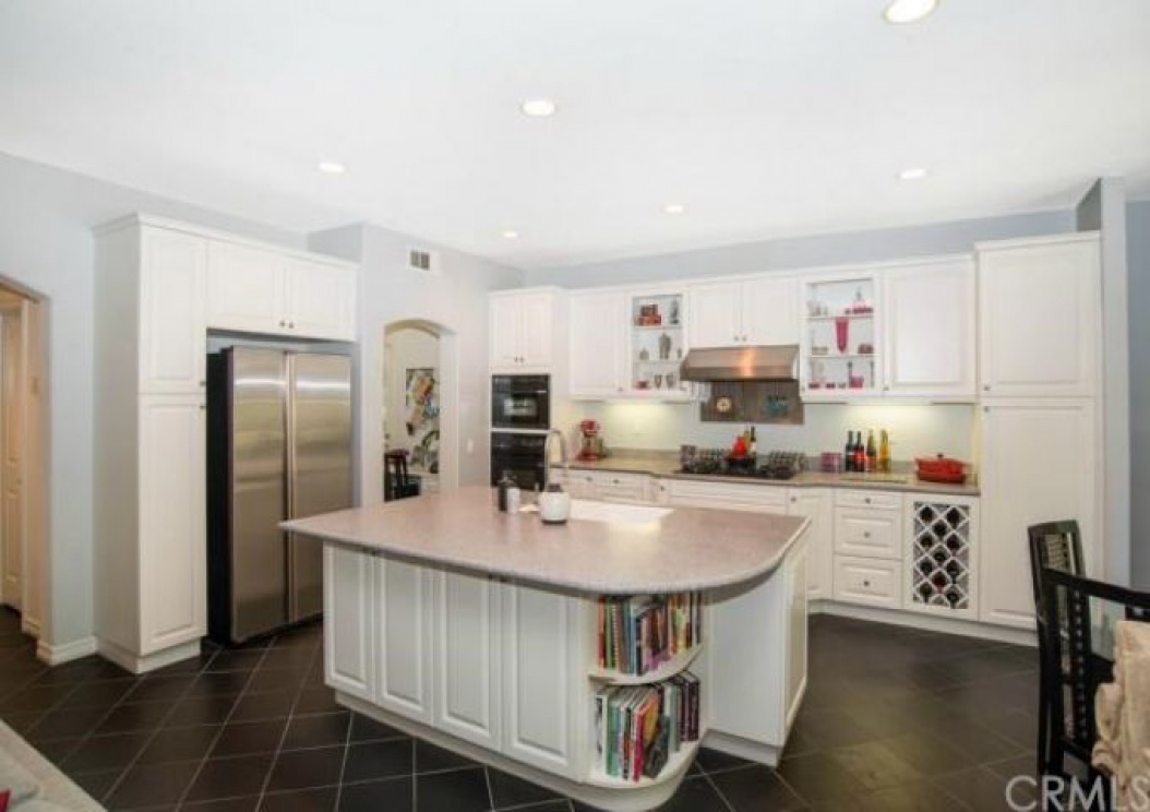 5 Bayleaf Lane , Irvine CA: 