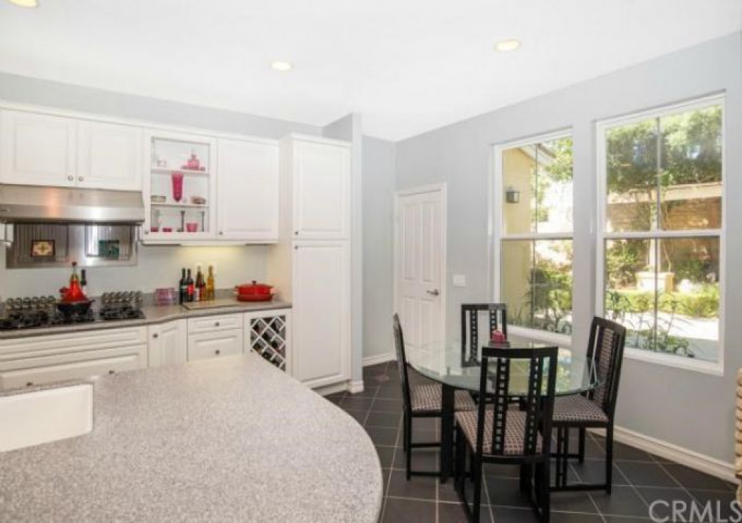 5 Bayleaf Lane , Irvine CA: 