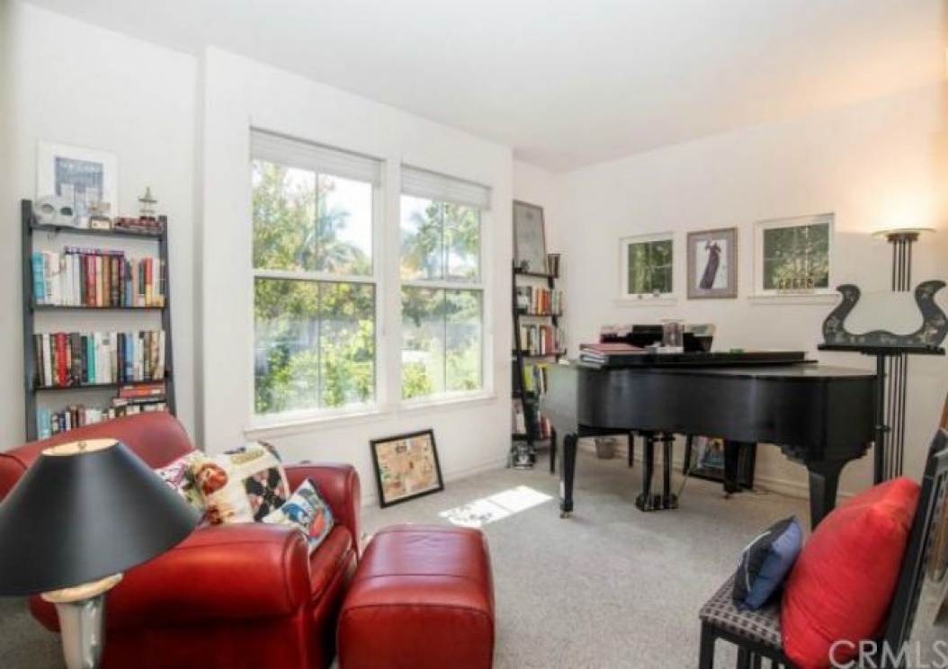 5 Bayleaf Lane , Irvine CA: 