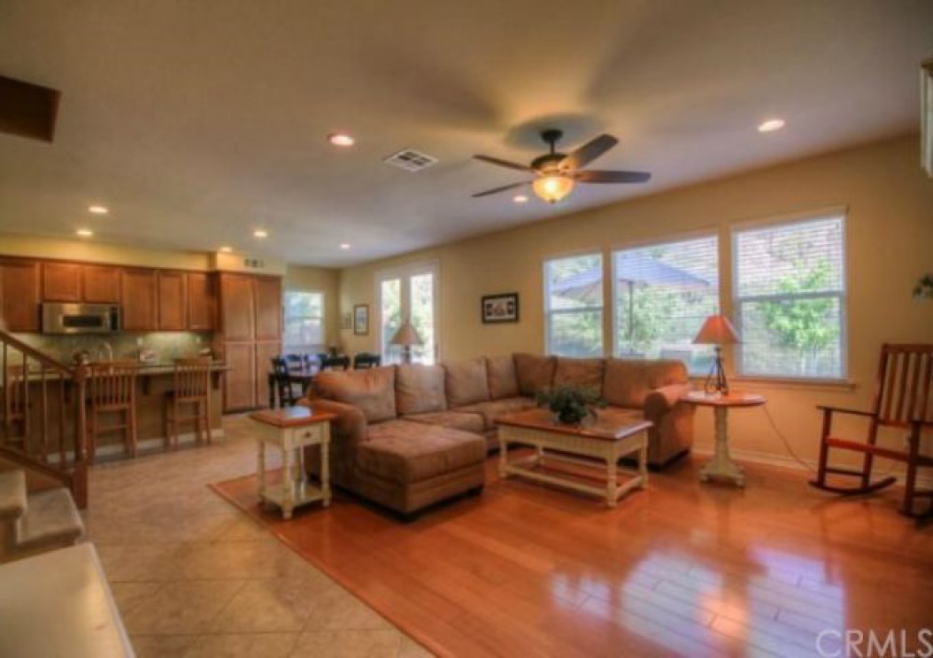 27442 Carlton Oaks Street , Murrieta CA: 