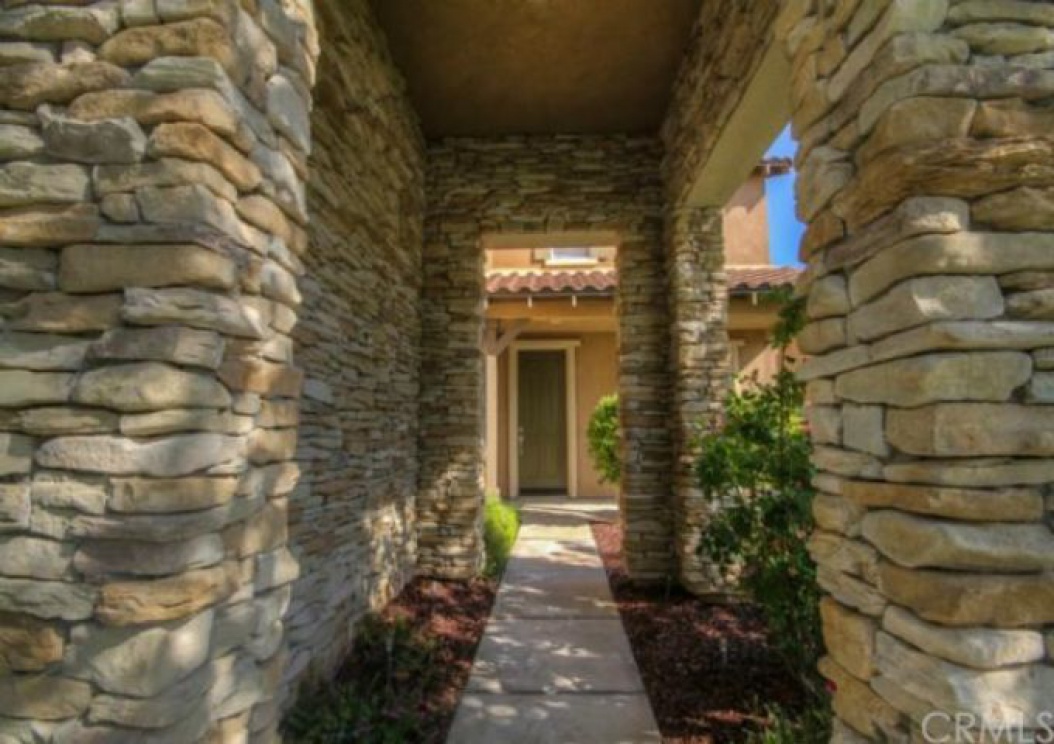 27442 Carlton Oaks Street , Murrieta CA: 