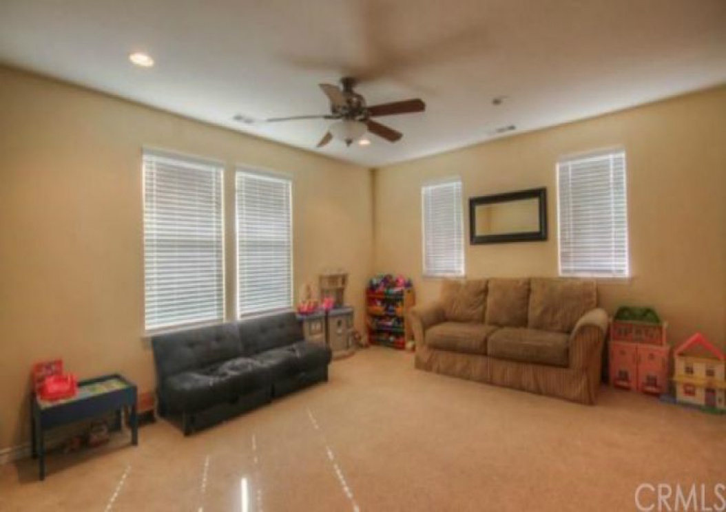 27442 Carlton Oaks Street , Murrieta CA: 