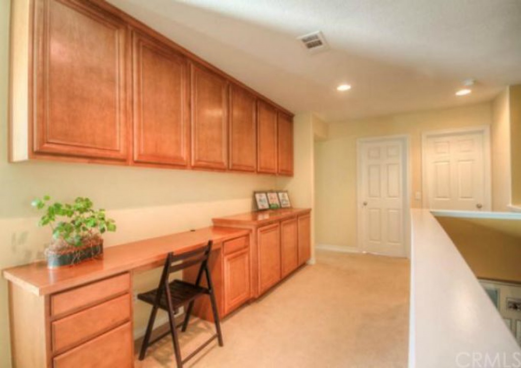 27442 Carlton Oaks Street , Murrieta CA: 