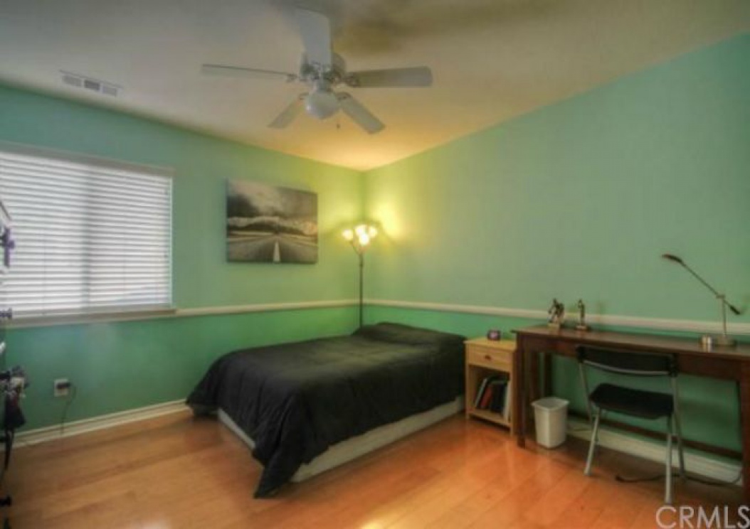 27442 Carlton Oaks Street , Murrieta CA: 