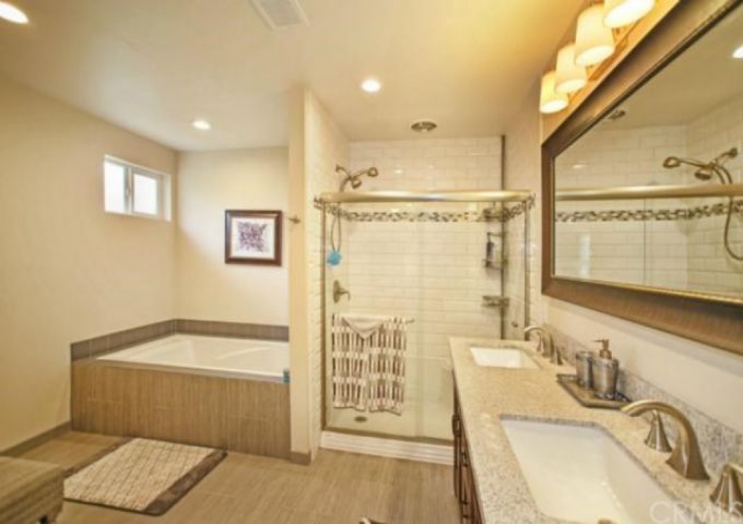 222 Florence Place , Fullerton CA: